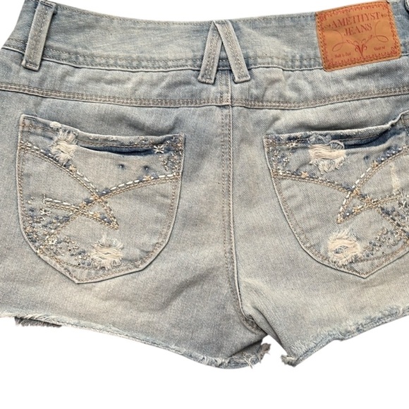 Amethyst Light Blue, Distressed Denim Shorts With Embellishment, Size 9 - Picture 4 of 4